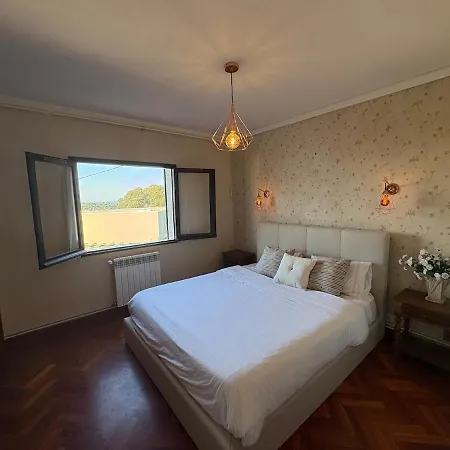 Moledo Seaview Gardens Apartamento Bicas