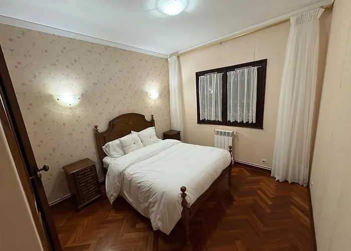 Alma Calorosa 6 Bedroom 公寓 Bicas